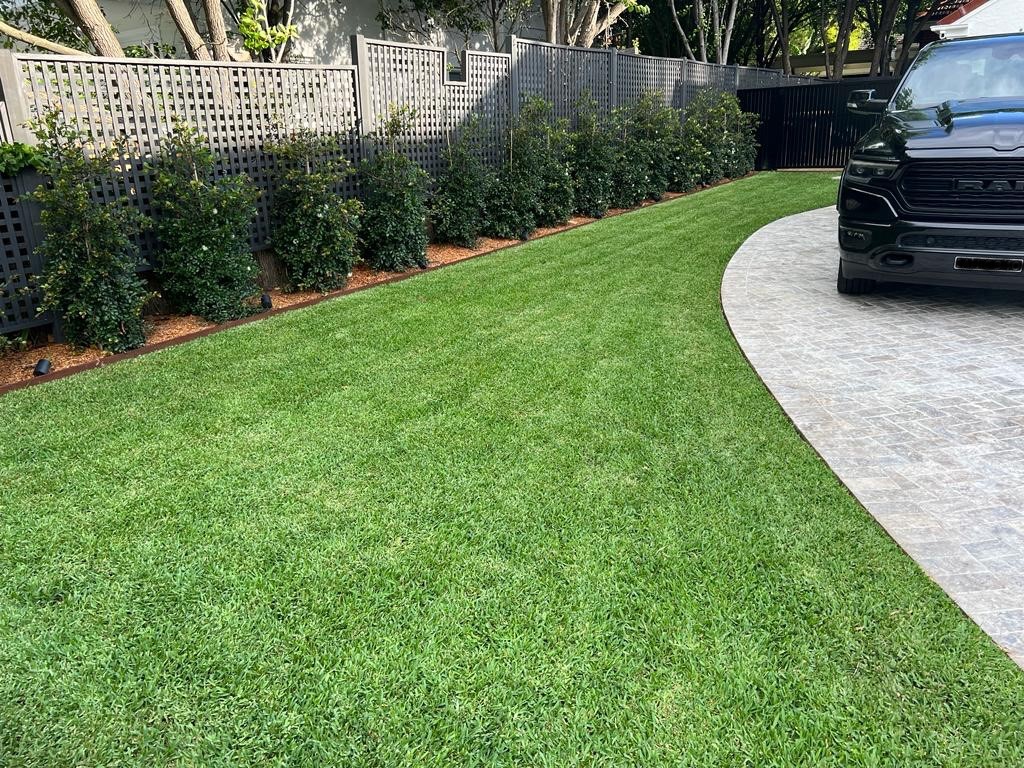 Lawn edging